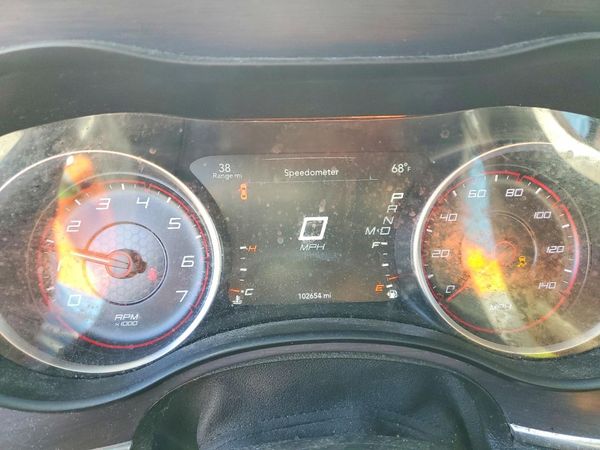 2017 DODGE CHARGER SE