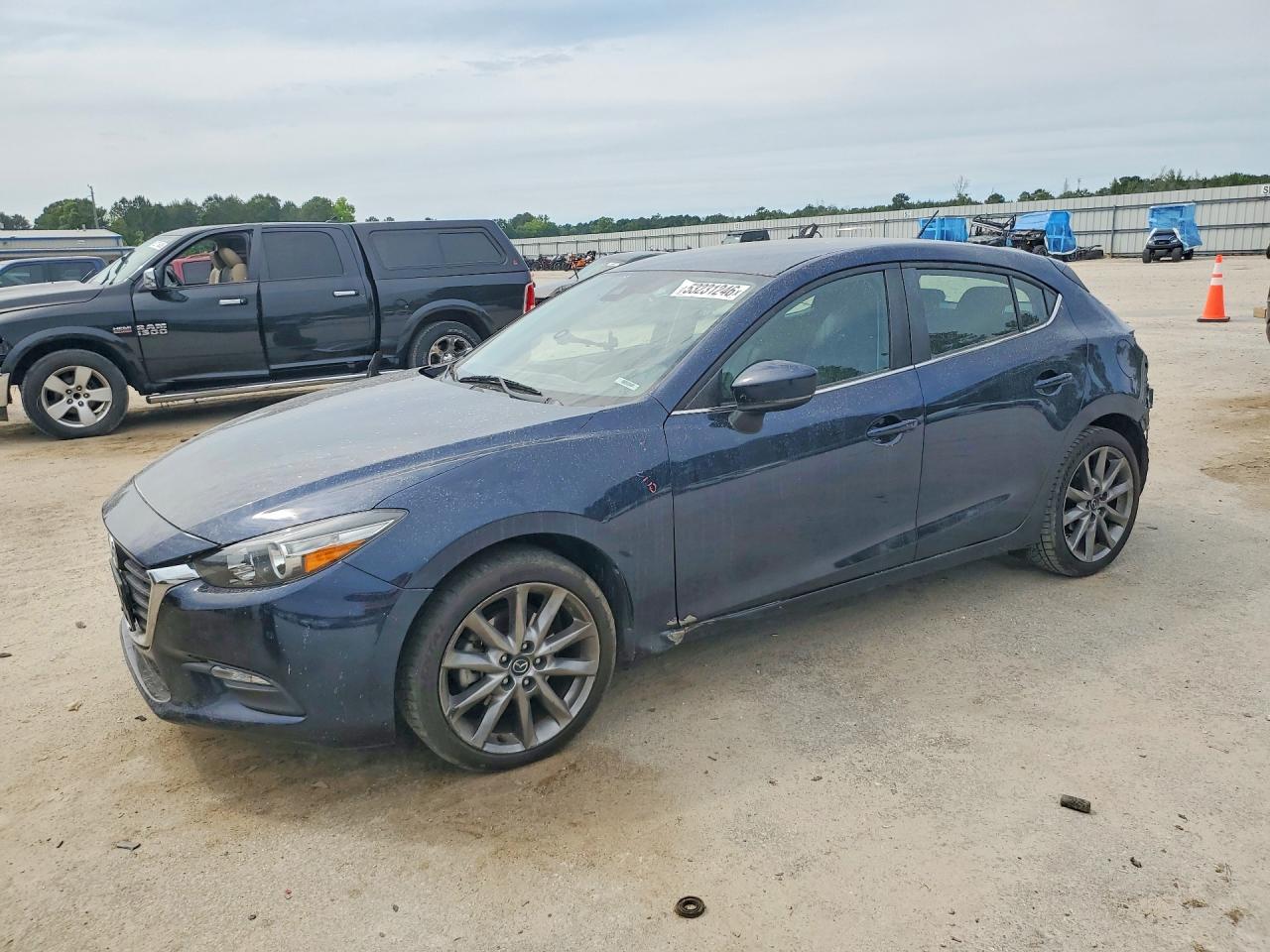 2018 MAZDA 3 Touring