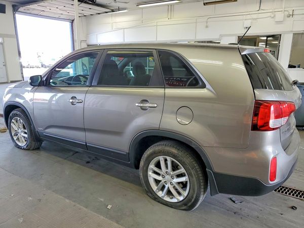 2014 KIA SORENTO Base/ LX