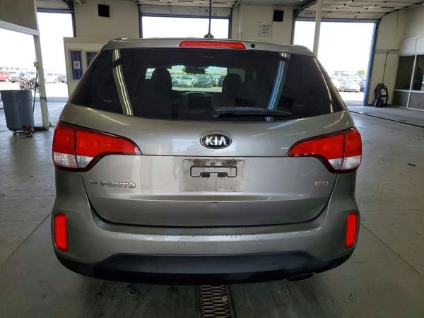 2014 KIA SORENTO Base/ LX