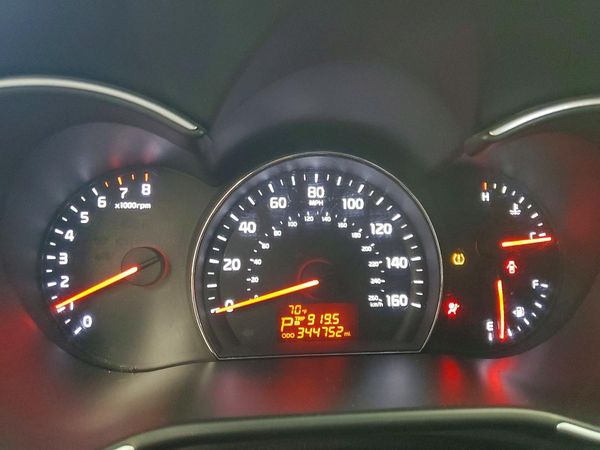 2014 KIA SORENTO Base/ LX