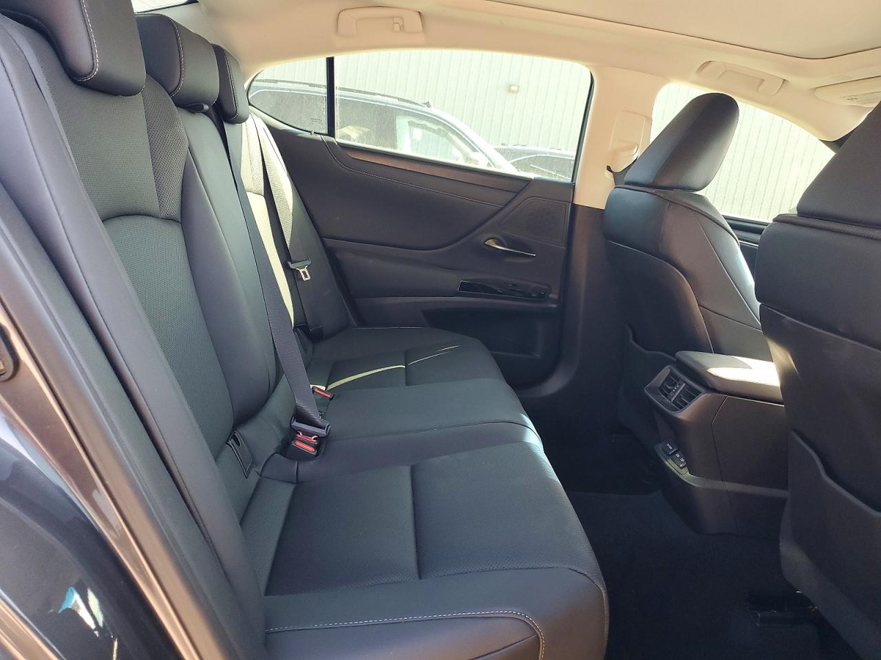 2022 LEXUS ES 350 350 Premium