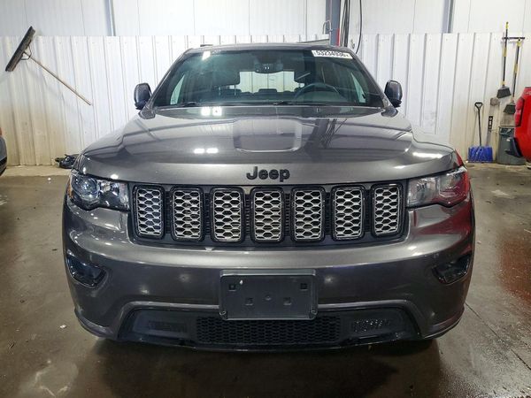 2018 JEEP GRAND CHEROKEE LAREDO 4X4