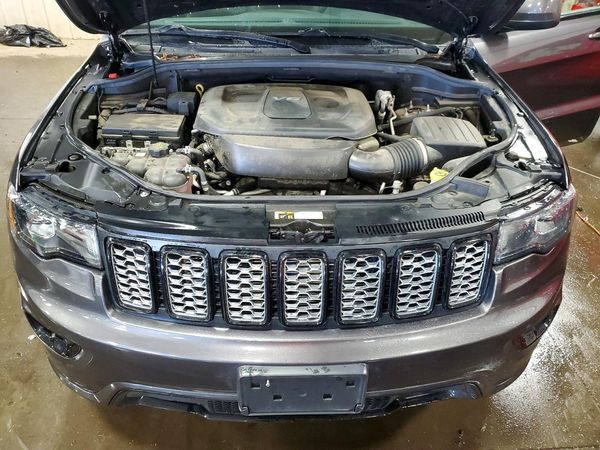 2018 JEEP GRAND CHEROKEE LAREDO 4X4