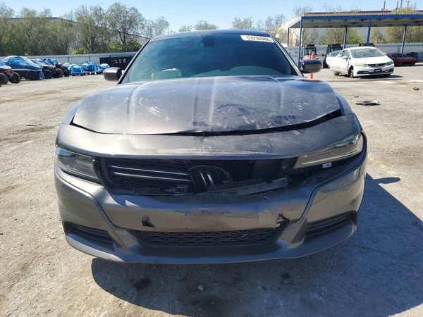 2017 DODGE CHARGER SE