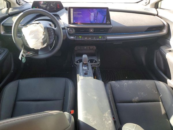 2024 TOYOTA PRIUS