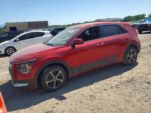 2023 KIA NIRO