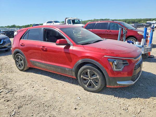 2023 KIA NIRO