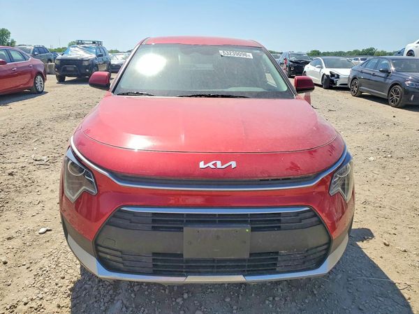 2023 KIA NIRO