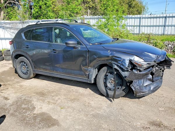 2019 MAZDA CX-5 Signature