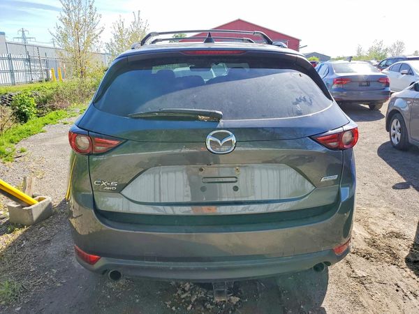 2019 MAZDA CX-5 Signature