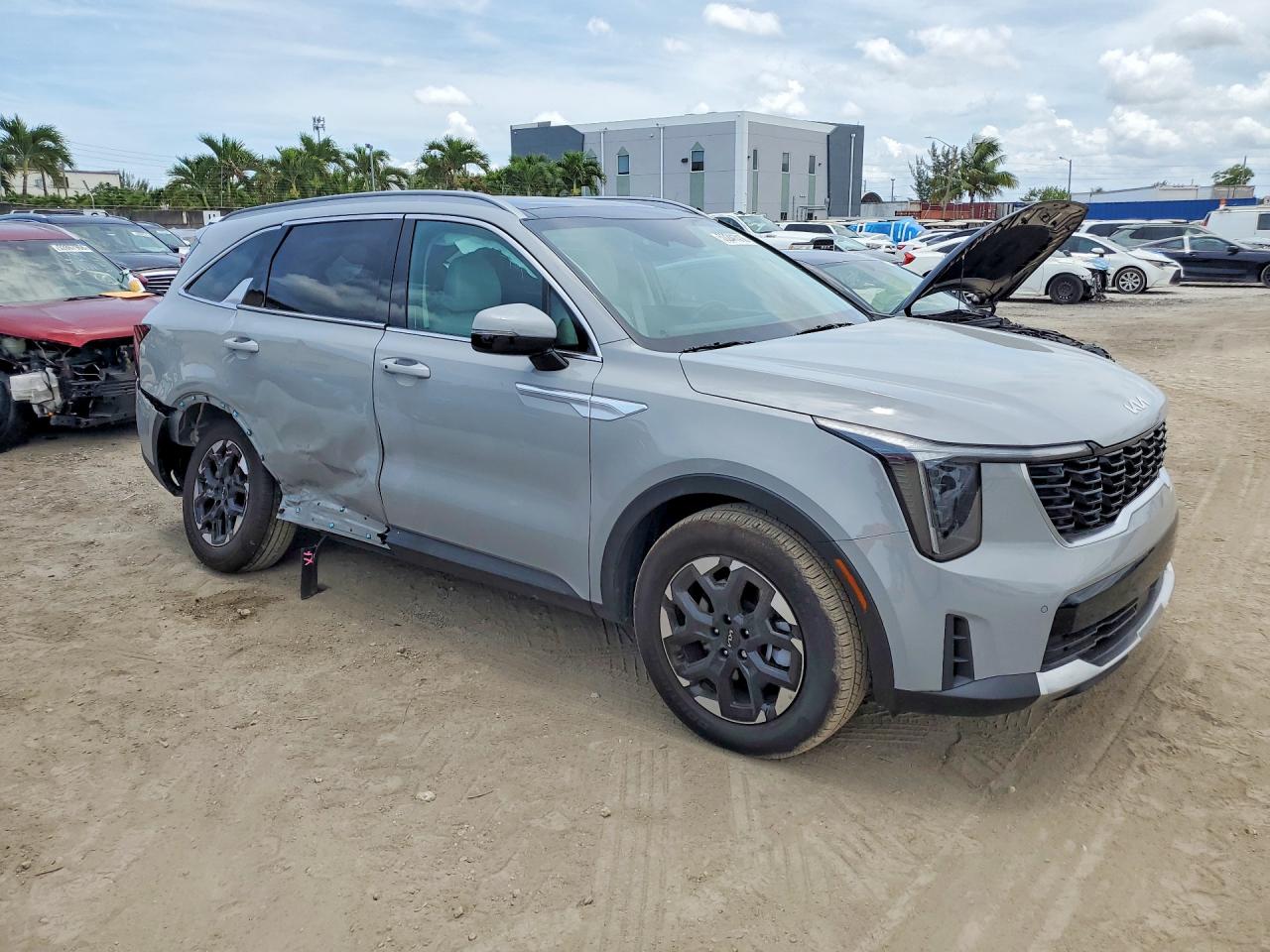 2025 KIA SORENTO S