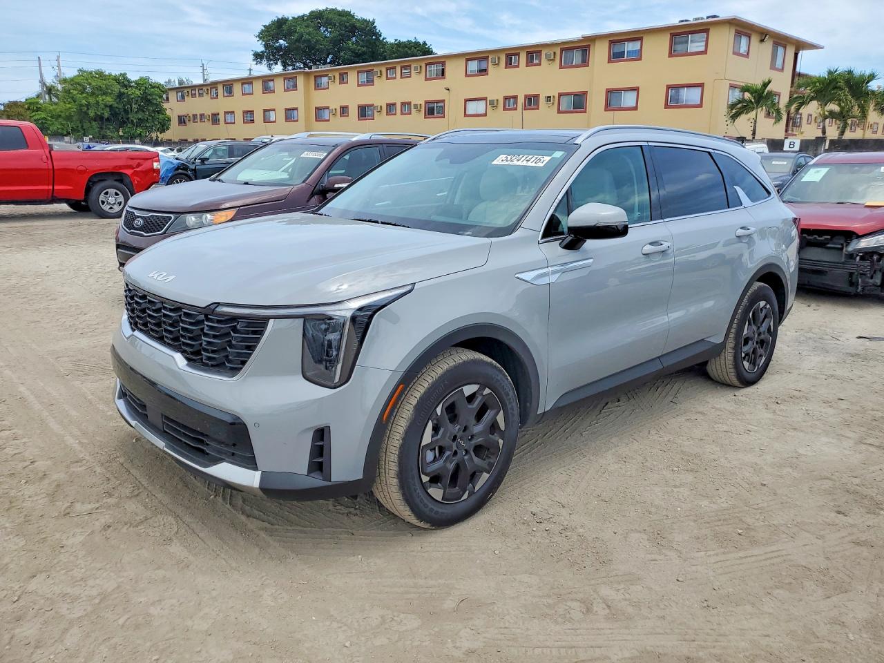 2025 KIA SORENTO S