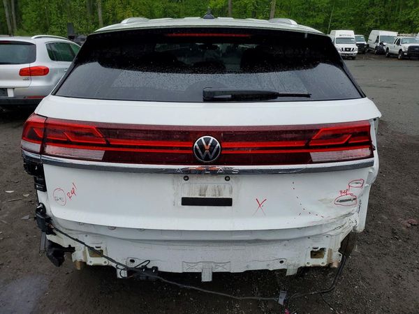 2024 VOLKSWAGEN ATLAS CROSS SPORT