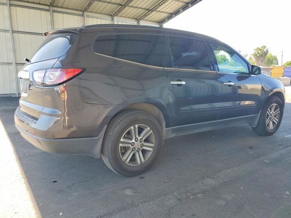 2017 CHEVROLET TRAVERSE 2LT