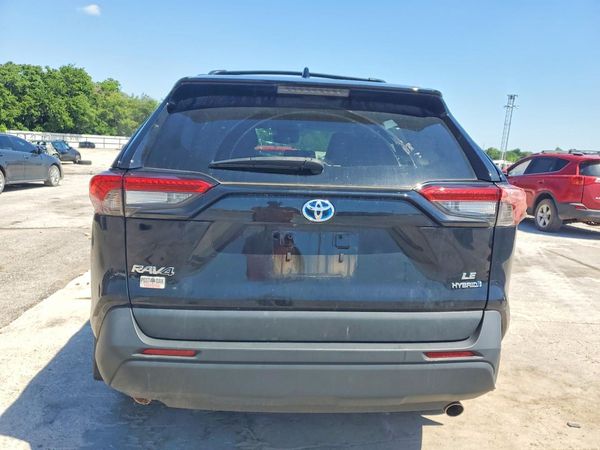 2024 TOYOTA RAV4 LE