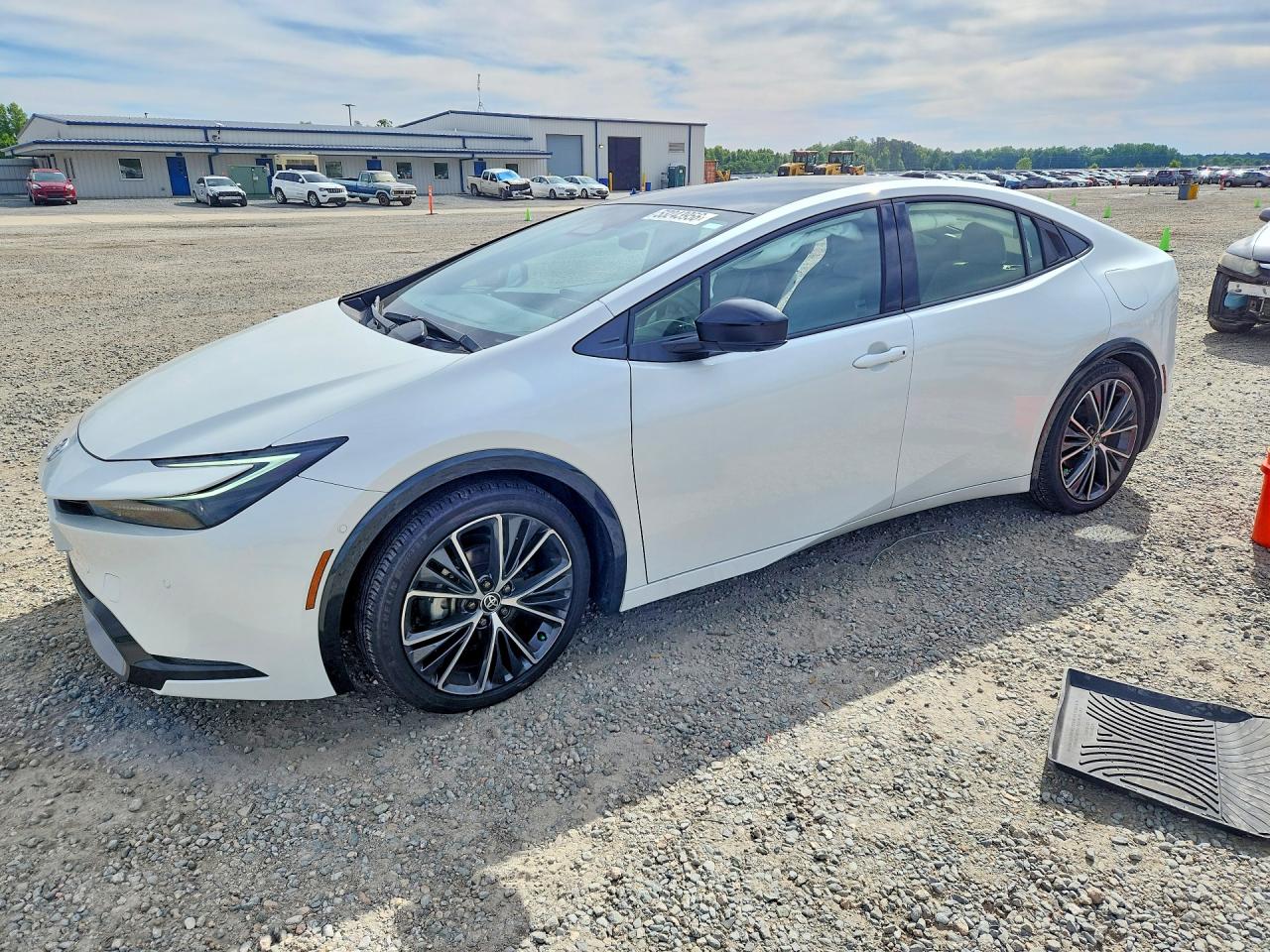 2024 TOYOTA PRIUS