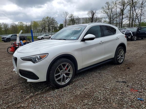 2018 ALFA ROMEO STELVIO TI AWD