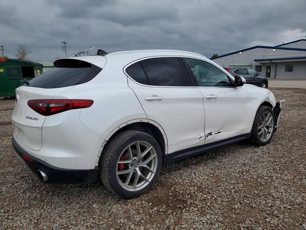 2018 ALFA ROMEO STELVIO TI AWD