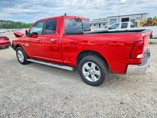 2016 RAM 1500 SLT QUAD CAB 4X2