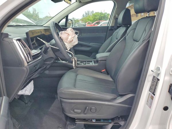 2025 KIA SORENTO EX; X-Line EX