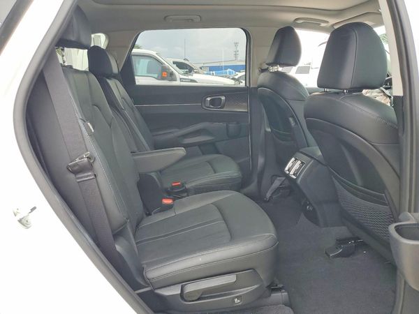 2025 KIA SORENTO EX; X-Line EX