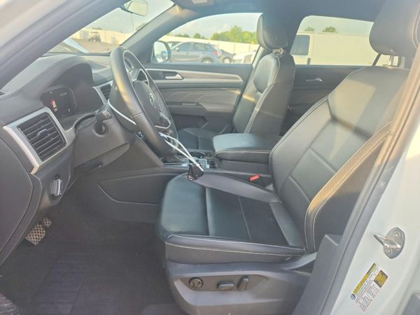 2022 VOLKSWAGEN ATLAS CROSS SPORT 4Motion SE w/ Tech — DENT