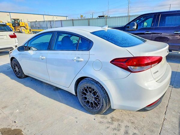 2017 KIA FORTE LX Base