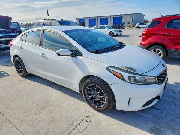 2017 KIA FORTE LX Base