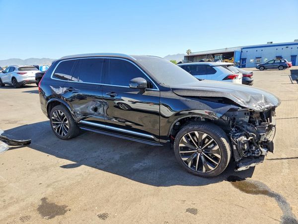 2025 VOLVO XC90