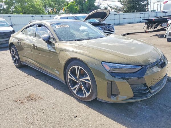 2024 AUDI E-TRON GT