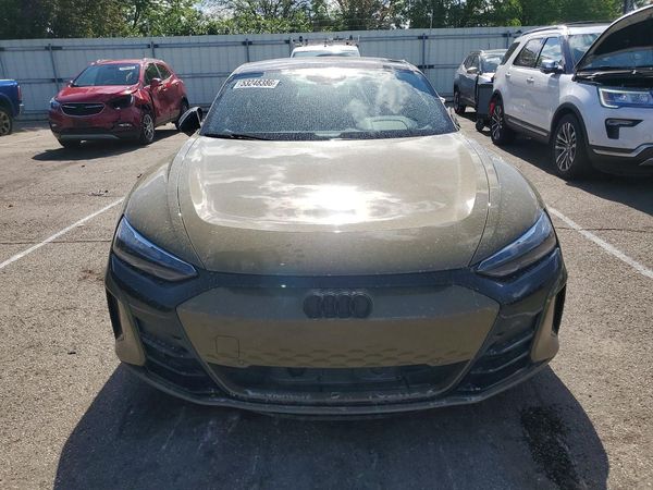 2024 AUDI E-TRON GT