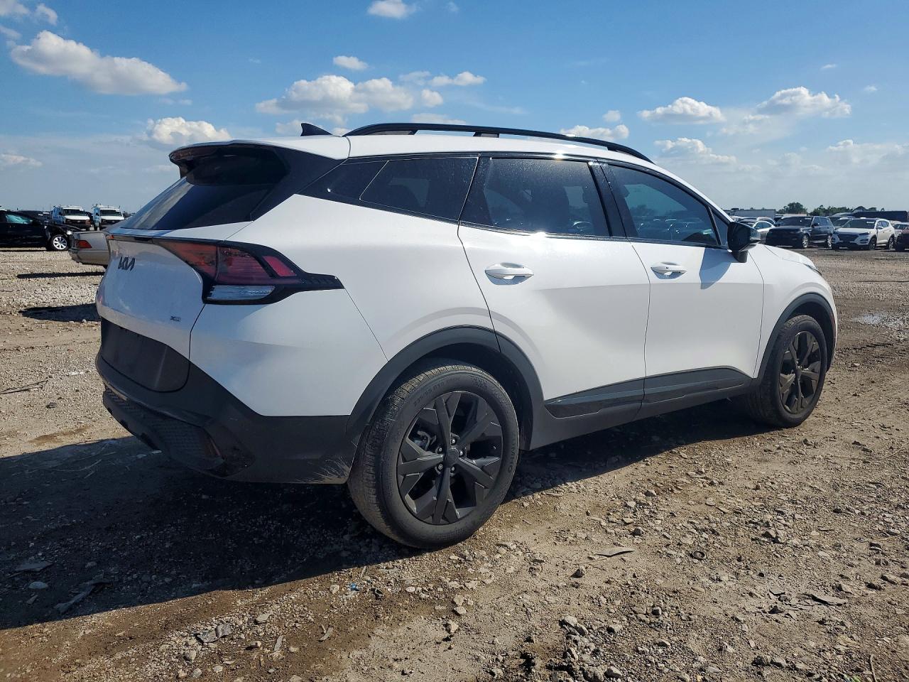 2025 KIA SPORTAGE X-LINE