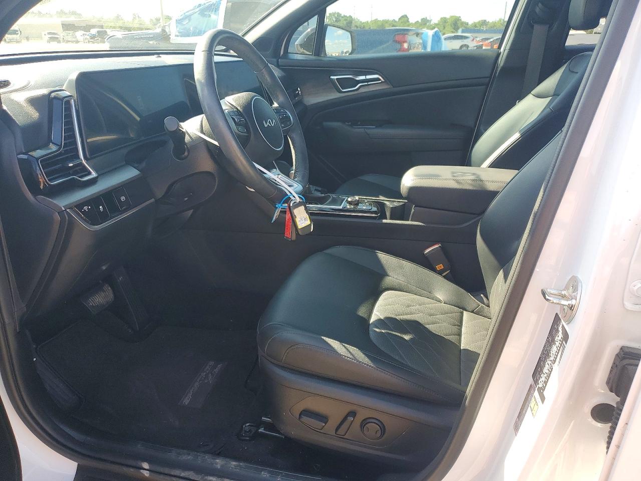 2025 KIA SPORTAGE X-LINE