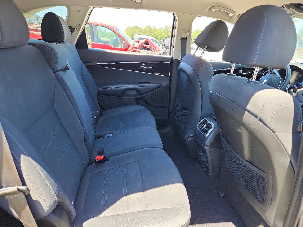 2019 KIA SORENTO L, LX, S