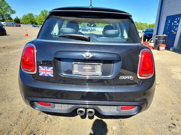 2016 MINI COOPER