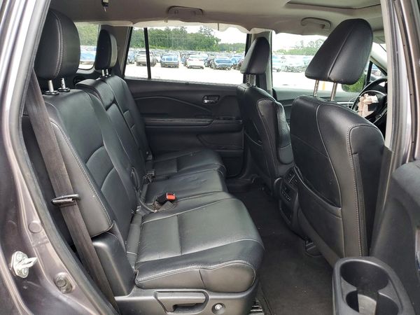 2021 HONDA PILOT SE