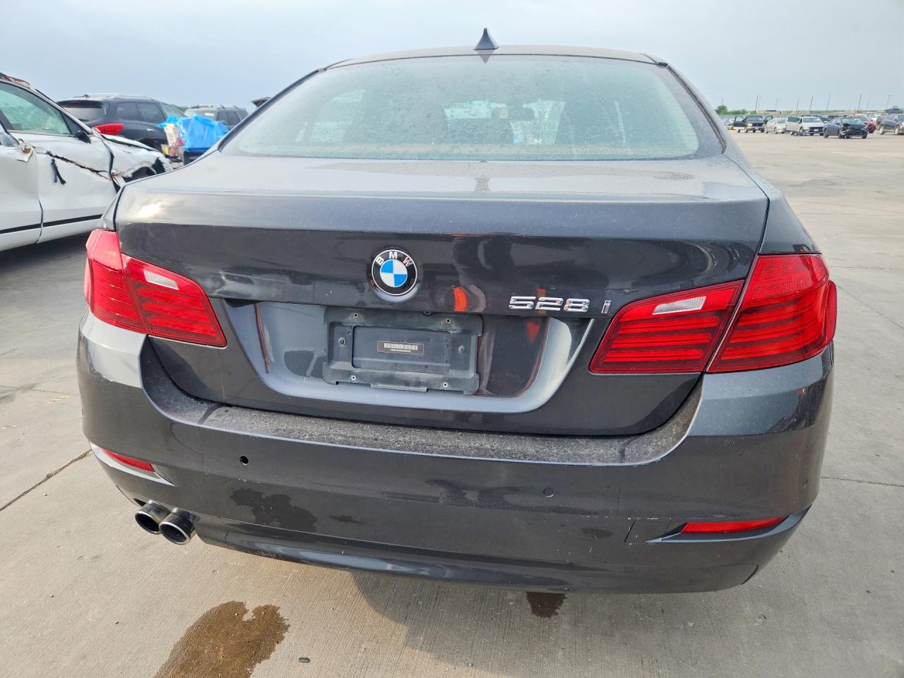 2016 BMW 528
