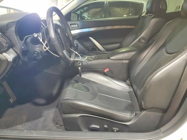 2015 INFINITI Q60 CONVERTIBLE