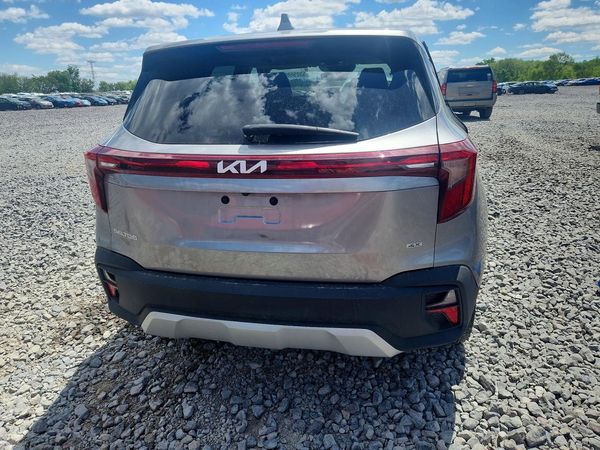 2026 KIA SELTOS LX