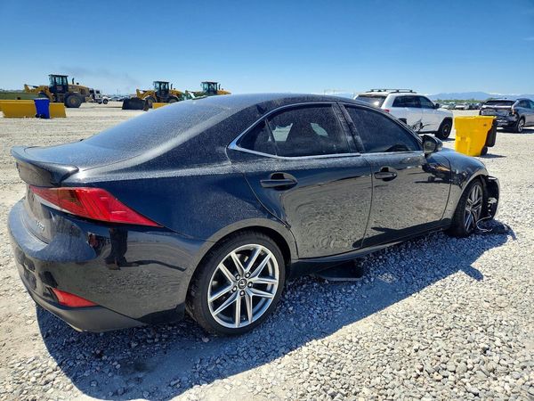 2017 LEXUS IS