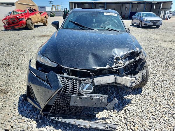 2017 LEXUS IS