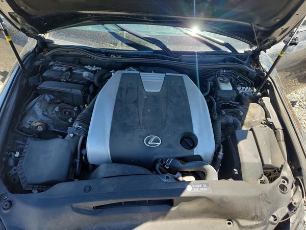 2017 LEXUS IS
