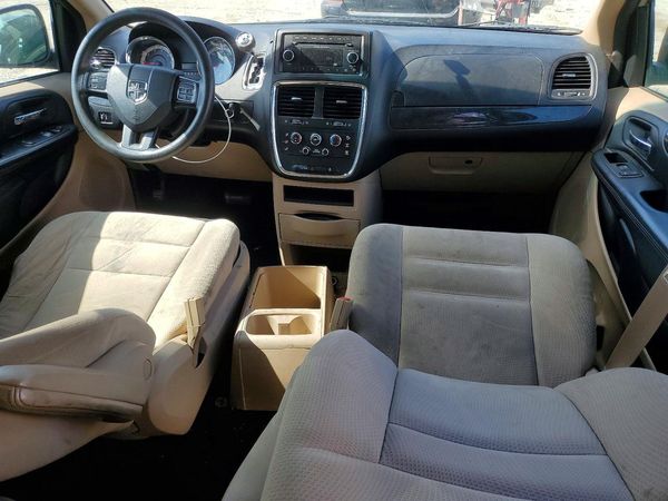 2015 DODGE GRAND CARAVAN SE