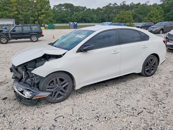 2021 KIA FORTE GT Line