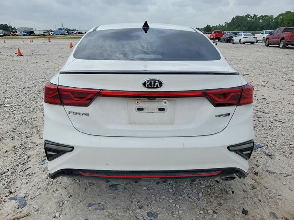 2021 KIA FORTE GT Line