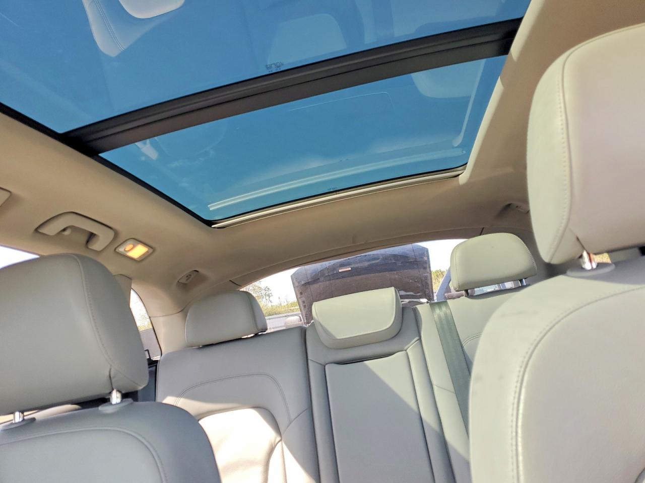 2013 AUDI Q5 Premium Plus