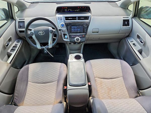 2015 TOYOTA PRIUS