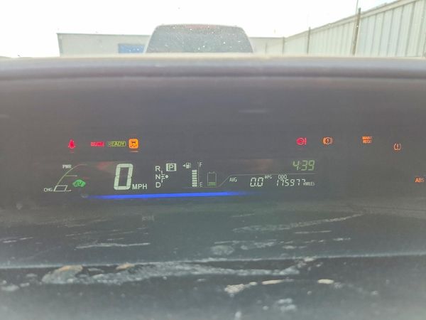 2015 TOYOTA PRIUS