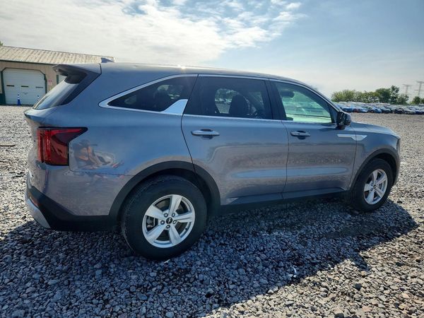 2025 KIA SORENTO LX